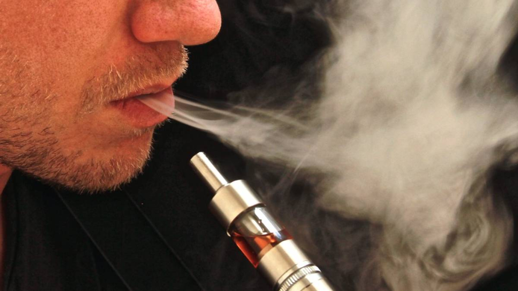 bnn-rekomendasikan-pemerintah-indonesia-untuk-segera-melarang-vape