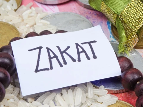 khutbah-jumat:-zakat,-jalan-menuju-masyarakat-adil-dan-peduli