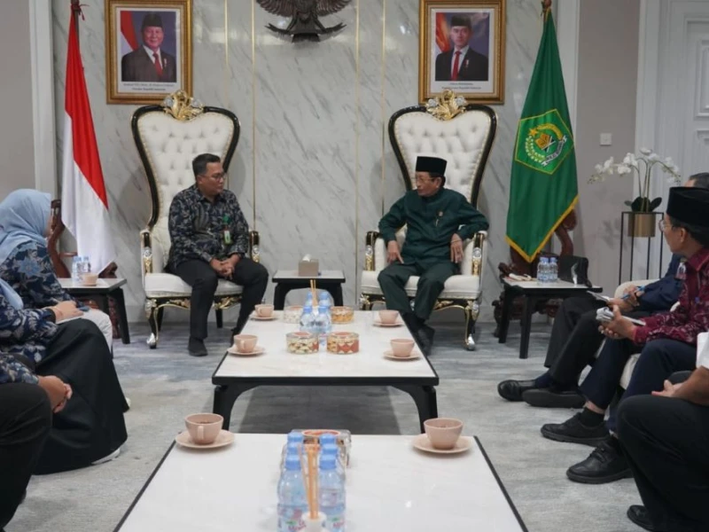 menag-dorong-transformasi-rs-uin-jakarta-jadi-pusat-keunggulan-medis-dan-pendidikan