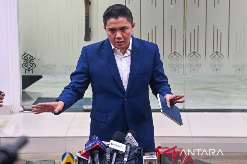 seskab-teddy-tegaskan-stabilitas-terjaga-di-tengah-dinamika-global