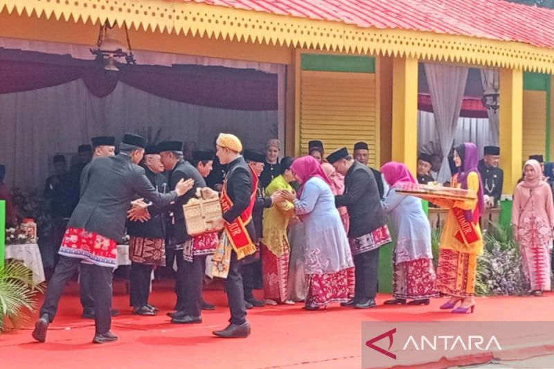 tradisi-hantaran-lebaran-betawi-simbol-bakti-dan-kekayaan-kuliner