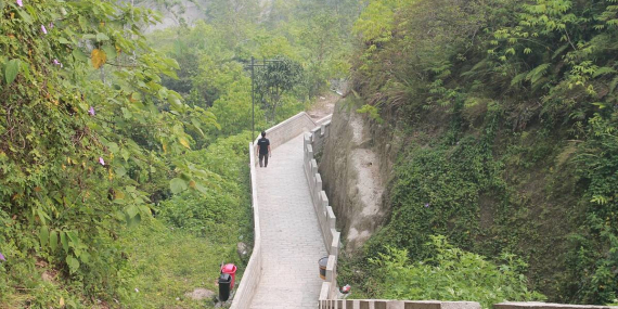Janjang Koto Gadang Bukittinggi, Menelusuri Tembok Raksasa di Balik Ngarai Sianok