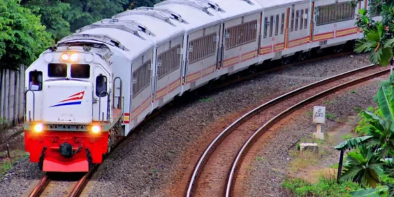 Saatnya Menuju Sistem Transportasi Nasional Berbasis Angkutan Umum