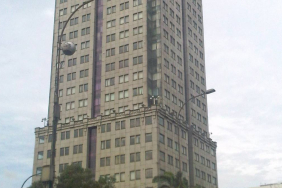 menara-saidah:-gedung-prestisius-yang-kemudian-menjadi-ikon-horor-ibu-kota