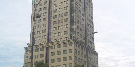 Menara Saidah: Gedung Prestisius yang Kemudian Menjadi Ikon Horor Ibu Kota