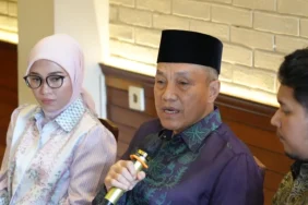 gus-yaqut-tak-pernah-beri-perintah-dan-terima-uang-usd-1-juta-untuk-pansus-haji-2024