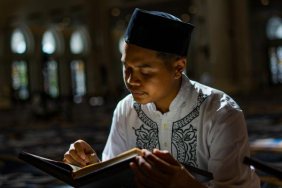 spiritualitas-islam-hakikat-dan-kejawen:-meniti-jalan-menuju-qalbun-salim