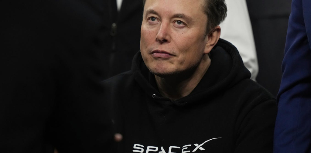musk’s-spacex-is-shaping-up-as-the-biggest-ipo-on-record.-it’s-also-bending-the-rules-to-do-so