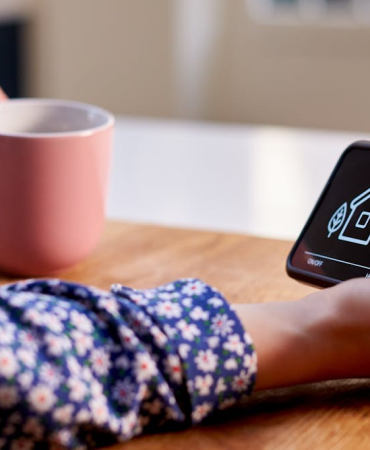 want-to-cut-your-energy-bills?-here’s-how-five-experts-are-doing-it