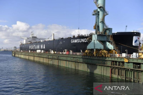 dua-kapal-pertamina-masih-belum-bisa-lintasi-selat-hormuz