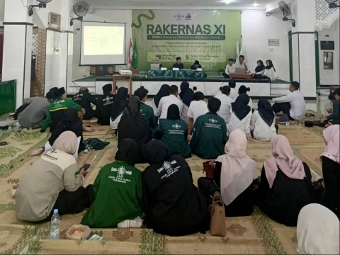 rakernas-xi,-kmnu-bertekad-perkuat-sumber-daya