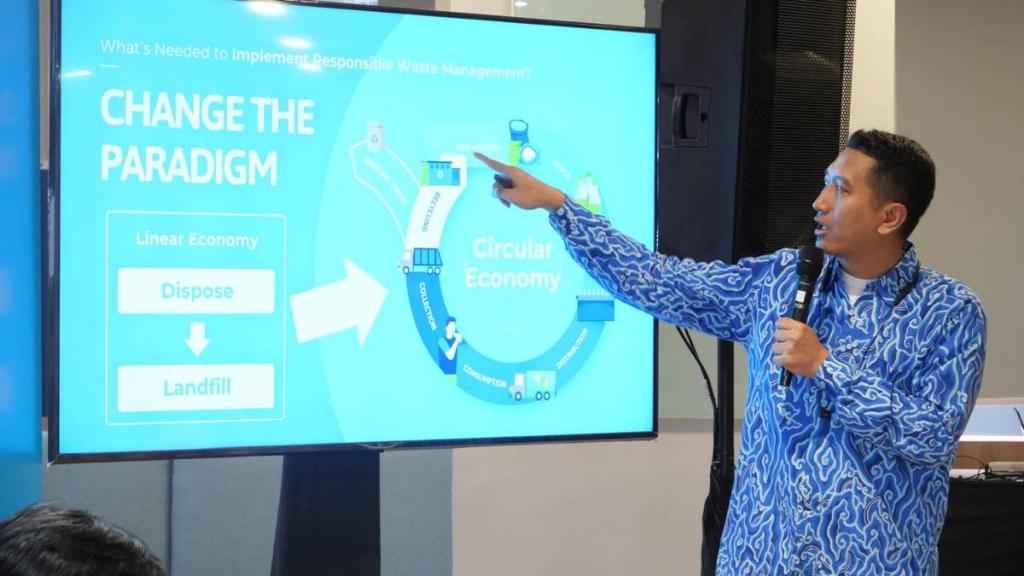 bukan-lagi-dibakar,-begini-cara-indonesia-mengubah-sampah-menjadi-kekuatan-ekonomi-baru