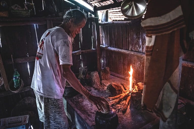 opini:-menjaga-harapan-tersisa-di-bumi