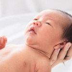 ketahui-jadwal-wake-windows-pada-bayi-sesuai-usia,-bantu-atur-pola-tidur