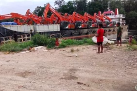 monster-baja-mengepung,-masyarakat-adat-imekko-papua-aktifkan-alarm-siaga