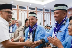 391-jemaah-haji-kloter-pertama-diberangkatkan,-awali-operasional-haji-2026