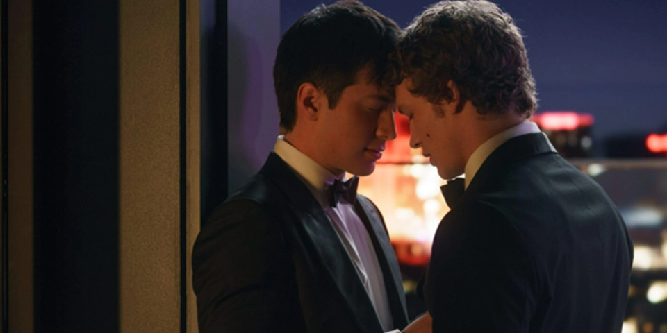 jawaban-untuk-perempuan-yang-merindukan-cinta-setara-dalam-heated-rivalry 