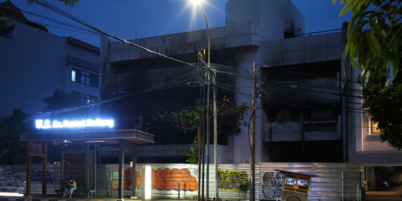 duka-dan-trauma-keluarga-farhan-dan-reno-menyelami-demonstrasi-agustus-2025