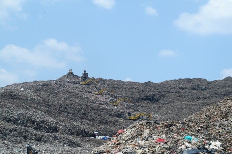 eks-kadis-lingkungan-jakarta-jadi-tersangka-kasus-longsor-sampah-bantargebang
