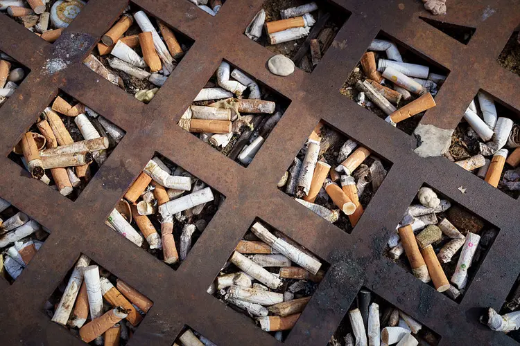 kisah-sukses-inggris-yang-segera-sahkan-undang-undang-larangan-merokok-antargenerasi