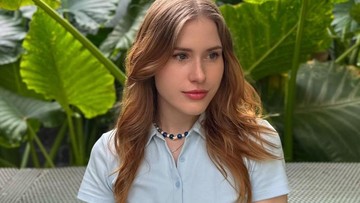 8-tahun-tinggal-di-ri,-bule-cantik-ini-nangis-terharu-saat-resmi-jadi-wni