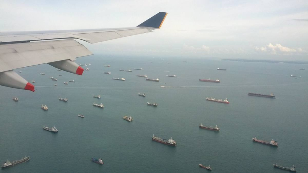 indonesia-tegaskan-tidak-akan-pasang-tarif-di-selat-malaka