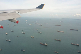 indonesia-tegaskan-tidak-akan-pasang-tarif-di-selat-malaka