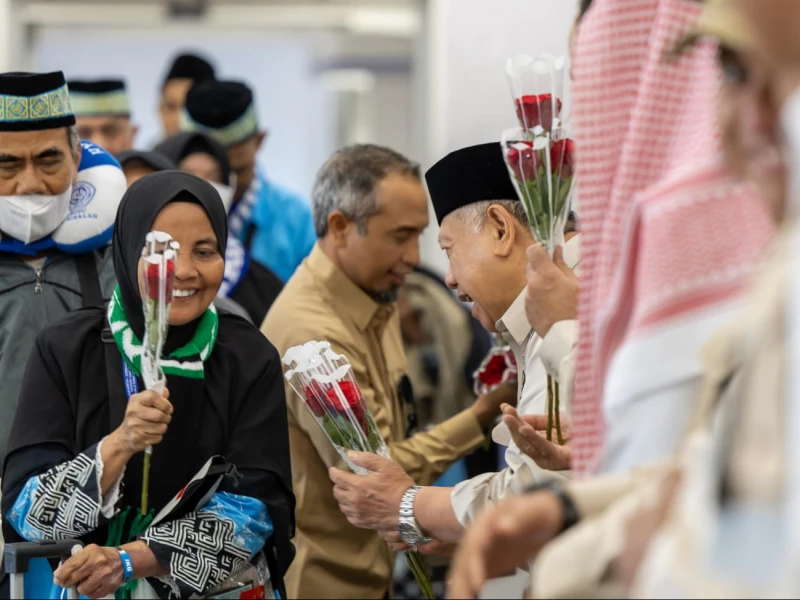 15.349-jemaah-diberangkatkan,-pemerintah-fokus-pada-layanan-dan-kesehatan