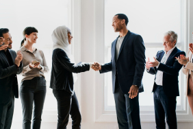 tim-ai-sagara:-solusi-yang-membuat-perusahaan-besar-unggul-dari-kompetitor