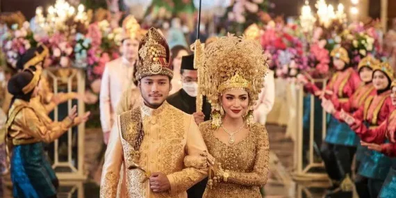 upacara-perkawinan-aceh:-saat-cinta,-kehormatan,-dan-adat-menyatu-dalam-satu-ikatan-sakral