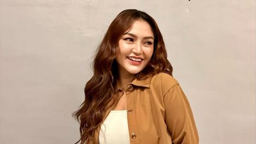 perjuangan-siti-badriah-jadi-pedangdut,-pernah-makan-sebungkus-mi-instan-dibagi-2