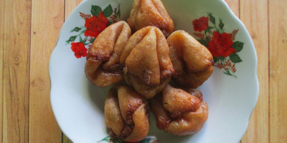 kue-adrem,-jajanan-tradisional-khas-bantul-yang-dikenal-dengan-nama-‘nyeleneh’
