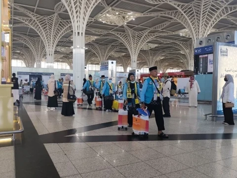 dalam-sehari,-18-19-kloter-jamaah-haji-tiba-di-madinah