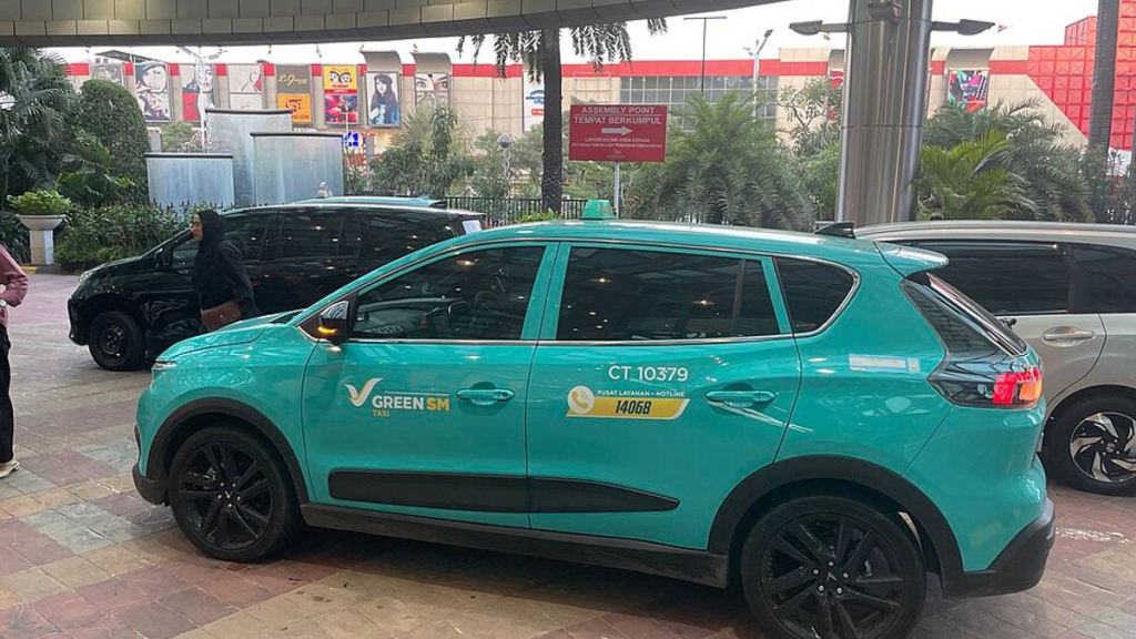 green-sm:-taksi-listrik-asal-viet-nam-yang-mencoba-menyaingi-blue-bird