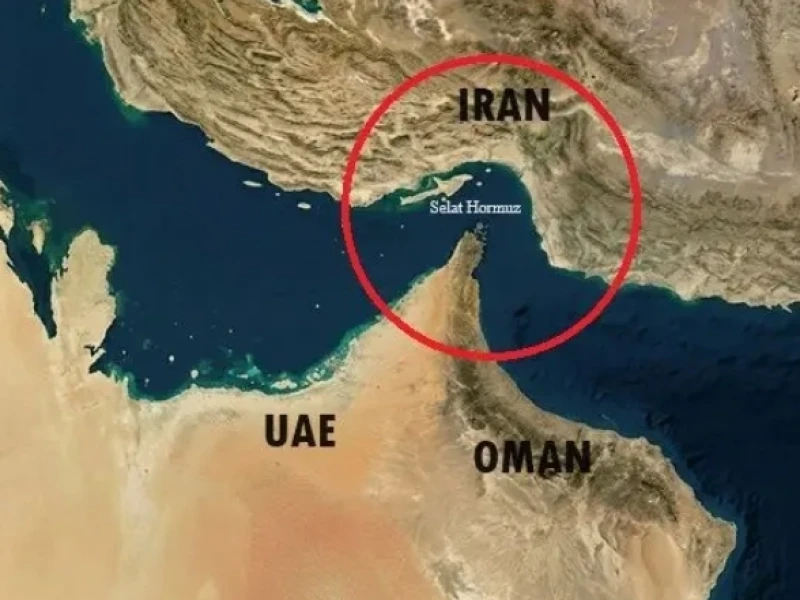 trump-sebut-iran-‘sudah-runtuh’,-mengemis-agar-blokade-selat-hormuz-dibuka