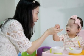 kapan-bayi-mulai-stimulasi-oromotor-untuk-cegah-lepeh-makanan?