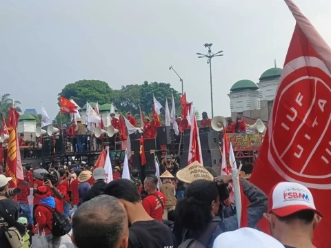 fpbi-nilai-pemerintah-abai,-buruh-serukan-persatuan-hadapi-ancaman-phk