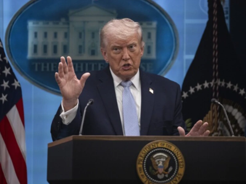trump-membual,-sebut-‘perampokan’-kapal-iran-sebagai-bisnis-menguntungkan