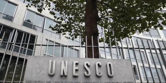 unesco-serukan-perlindungan-jurnalis-saat-kebebasan-pers-global-turun