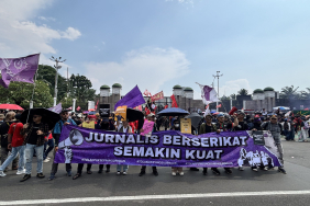 jurnalis-turun-jalan-may-day,-soroti-upah-tak-layak-hingga-status-kerja