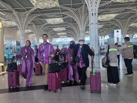 lebih-singkat,-jamaah-haji-khusus-indonesia-jalani-rangkaian-ibadah-30-hari