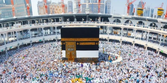 hukum-memakai-jam-tangan-saat-ihram:-boleh-atau-tidak?