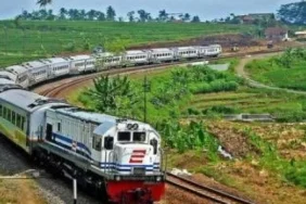 pengajian-di-rel-kereta:-ibadah-atau-mengundang-petaka?