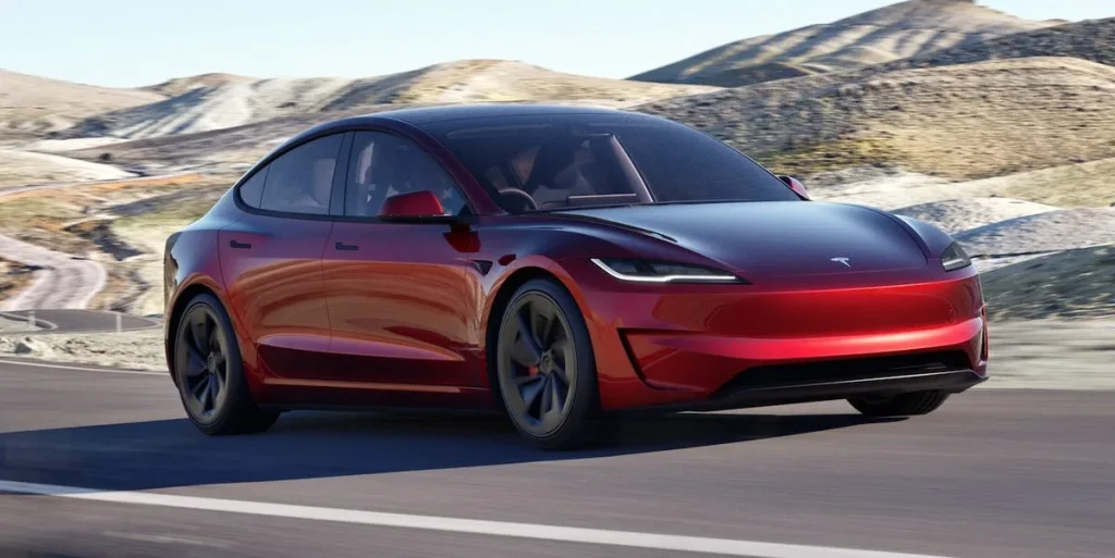dibuat-di-china,-harga-varian-baru-tesla-model-3-cetak-sejarah