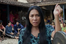 film-‘para-perasuk’:-dari-agensi-guru-asri-kita-membaca-kisah-perempuan,-tanah,-dan-spiritualitas