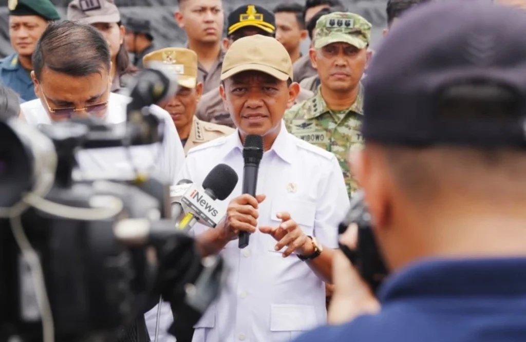 bahlil-mau-ubah-skema-tambang,-porsi-negara-bakal-dibikin-lebih-besar