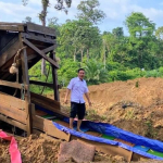 para-guru-di-bungo-melawan-ketika-sekolah-terkepung-tambang-emas-ilegal