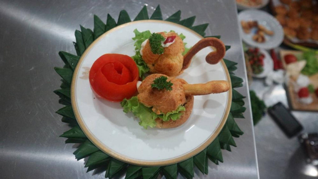 songgo-buwono,-makanan-tradisional-khas-dari-yogyakarta-yang-bernuansa-budaya-barat