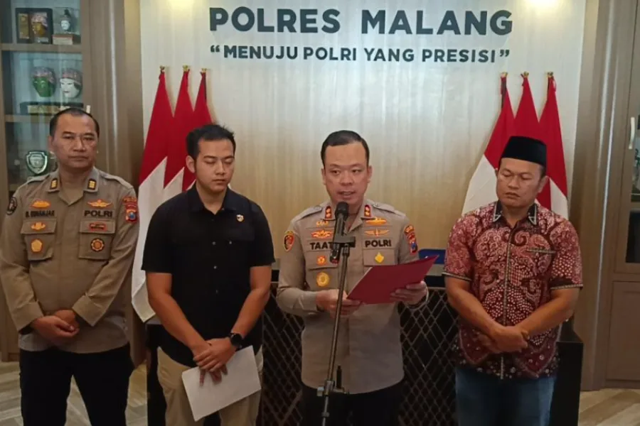 polres-malang-beber-kronologi-perusakan-mobil-di-pantai-wedi-awu:-provokasi-lewat-dj