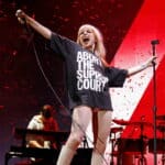 “haley-williams-mengumumkan-tur-‘the-hayley-williams-show’-2026”.